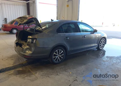 2017 Volkswagen Jetta 1.4T Se из США, поврежденный, VIN 3VWDB7AJ5HM270472